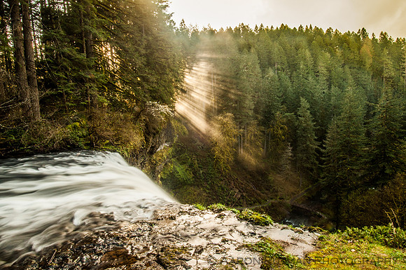 Godrays at South Falls