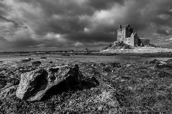 Castle Dunguaire, County Galway