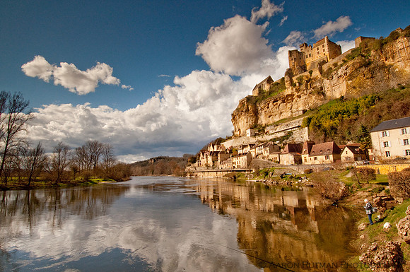 Beynac-et-Cazenac over the Dordogne