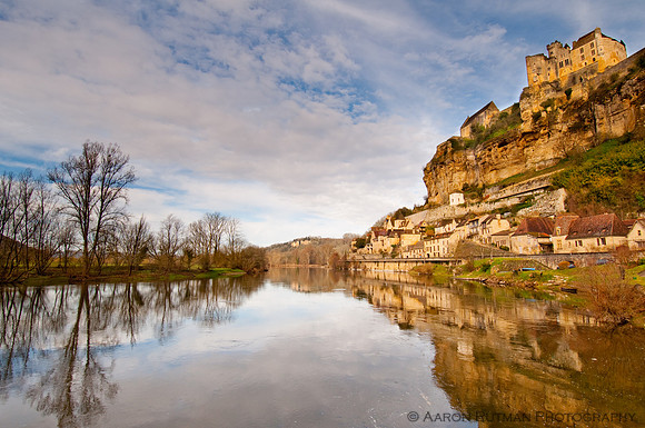 Beynac-et-Cazenac over the Dordogne