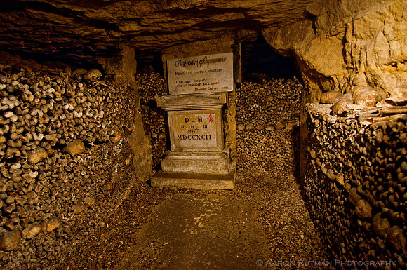 Les Catacombs de Paris