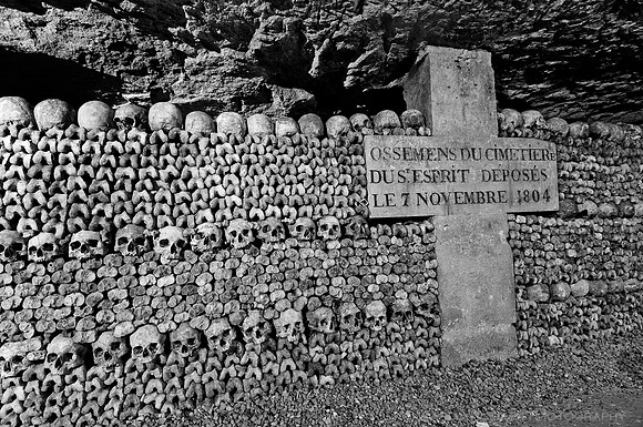 Les Catacombs de Paris