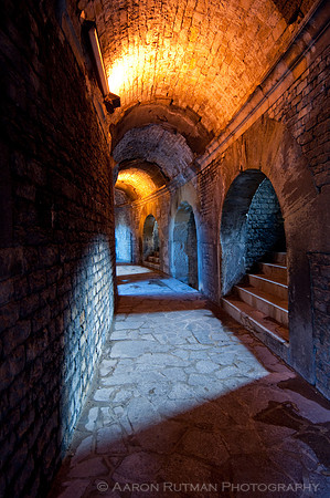 Arena Corridor light, Nimes