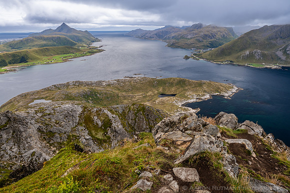 Offersoykammen Hike, Lofoten Islands