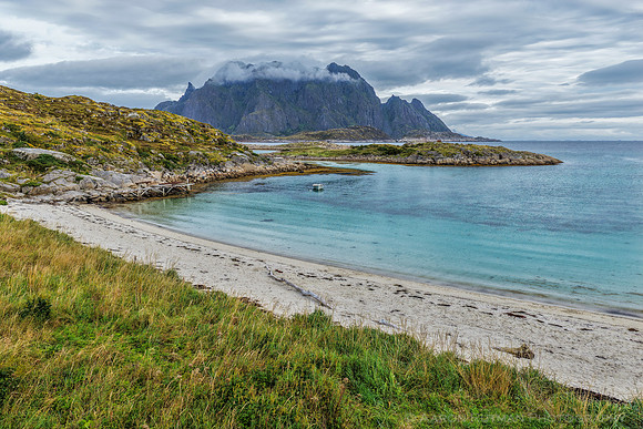 Hattvika Beach, Skrova