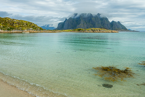 Hattvika Beach, Skrova