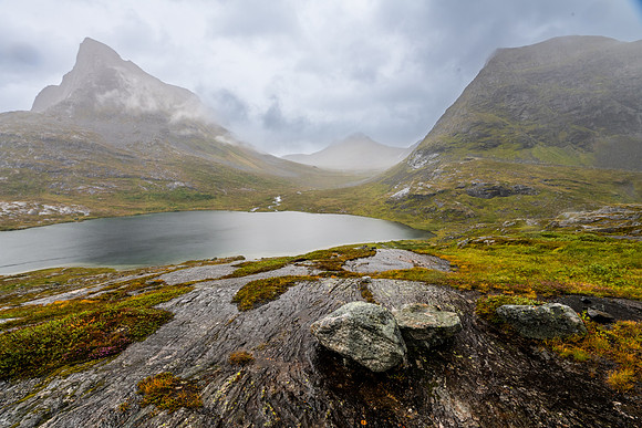 Øvstevatnet