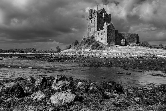 Castle Dunguaire, County Galway