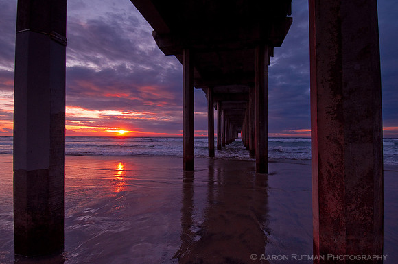 Purple sky, Scripps Pier wide