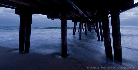 Tide and pillars, Imperial Beach pier