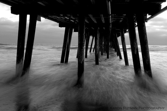 Tide and pillars, Imperial Beach pier